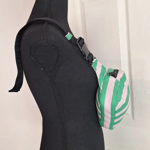 BAGGU Pink Green Awning Stripe Puffy Fanny Pack - Picture 2 of 13